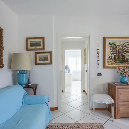 Tosca House 2 Bed & Breakfast Варена Екстериор снимка