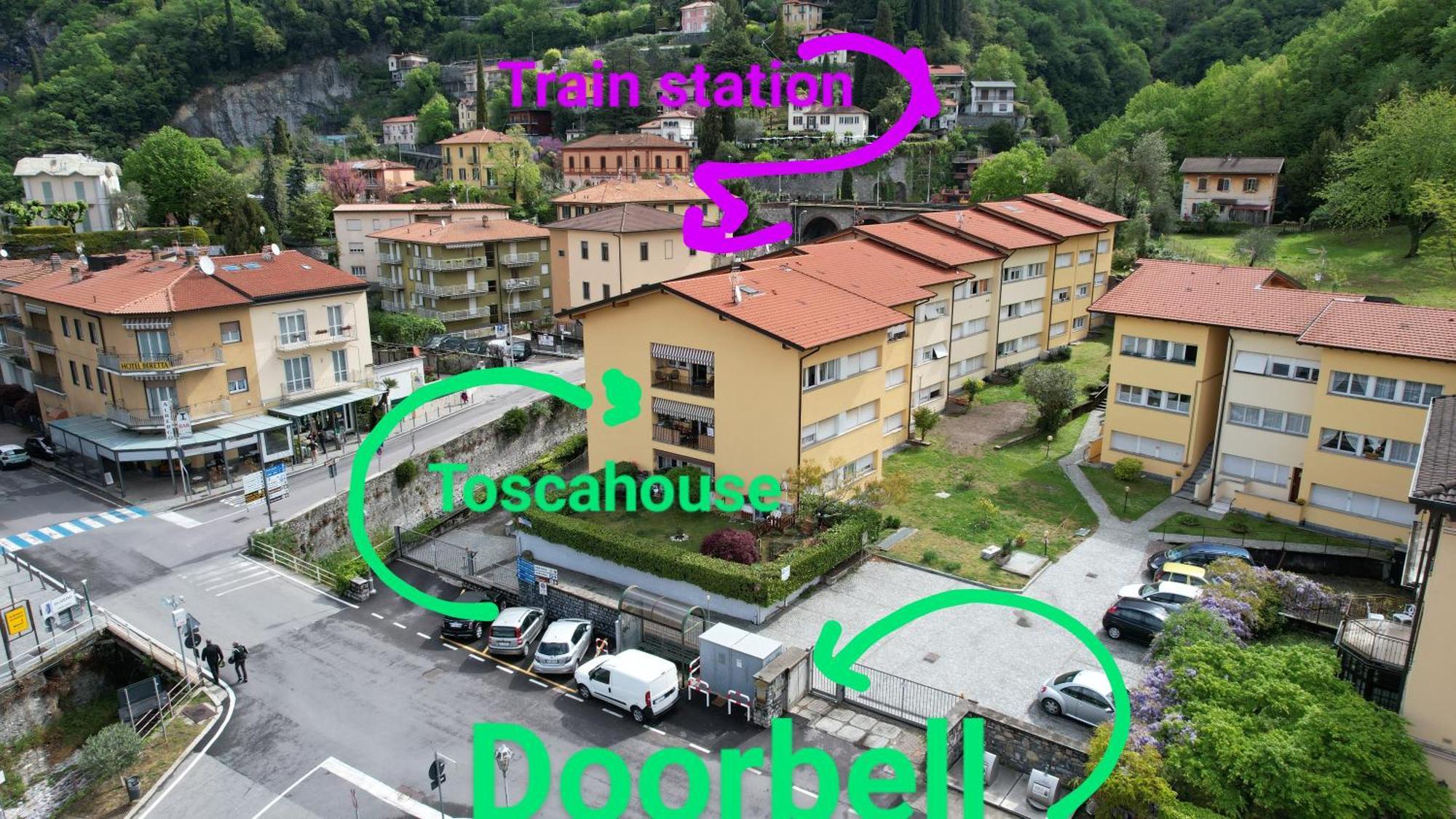 Tosca House 2 Bed & Breakfast Варена Екстериор снимка