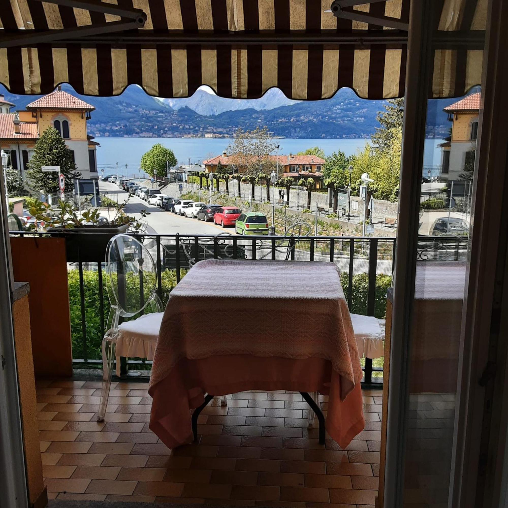 Tosca House 2 Bed & Breakfast Варена Екстериор снимка