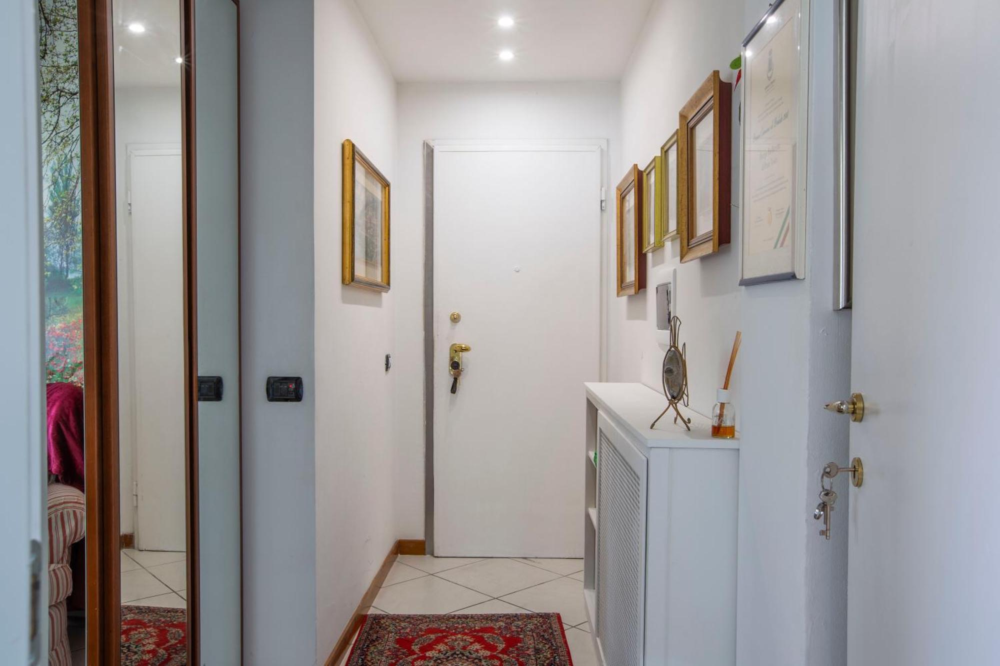 Tosca House 2 Bed & Breakfast Варена Екстериор снимка
